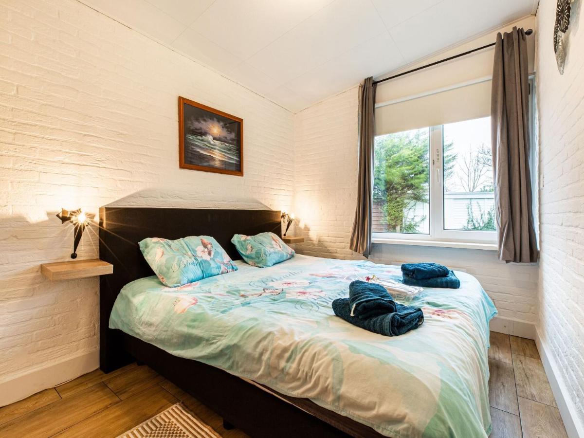 Endearing Holiday Home In Noordwijkerhout With Garden Bbq Eksteriør billede